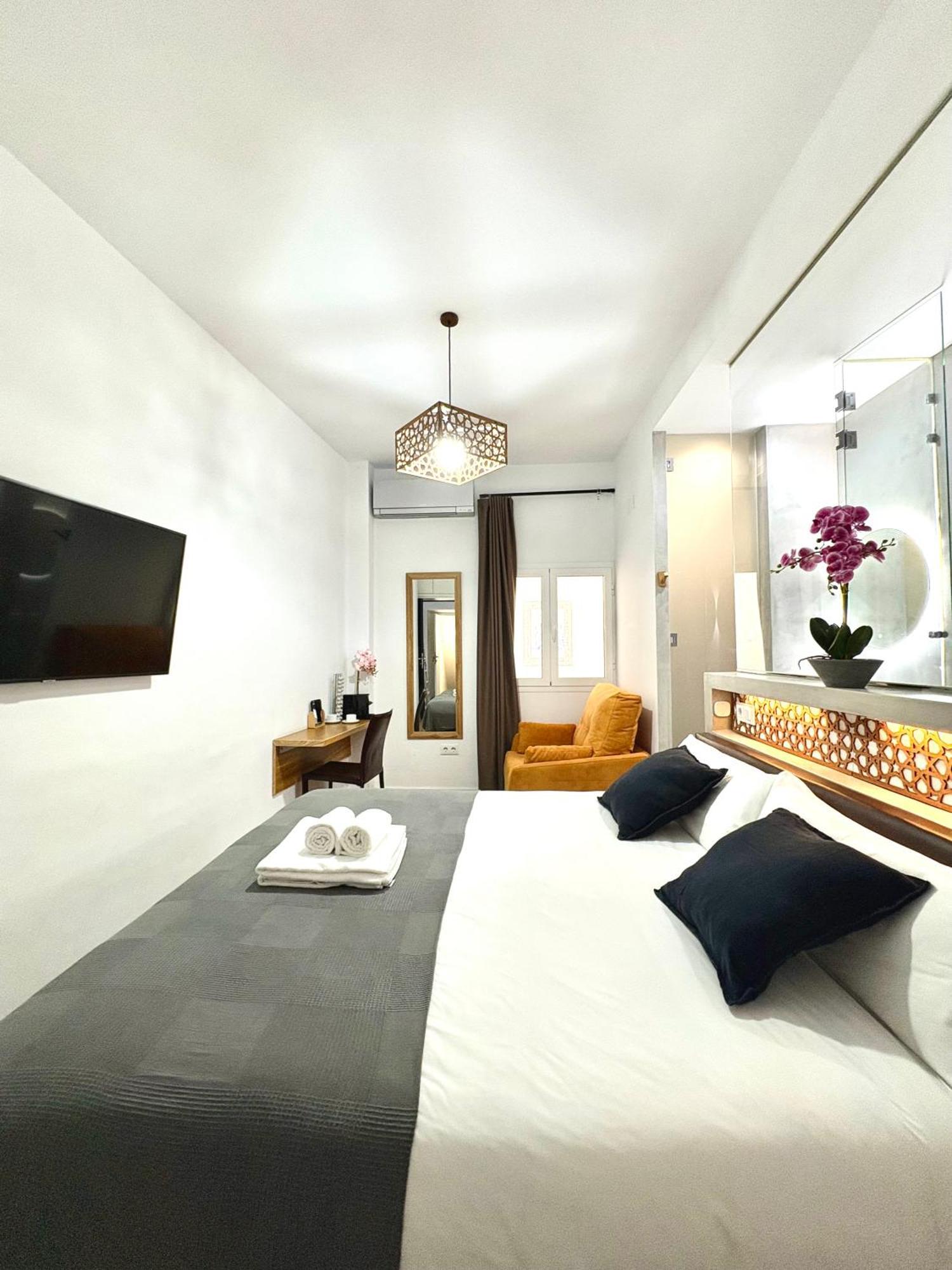 Vakantiehuis Unique House - Private Spa&pool -stayinseville *