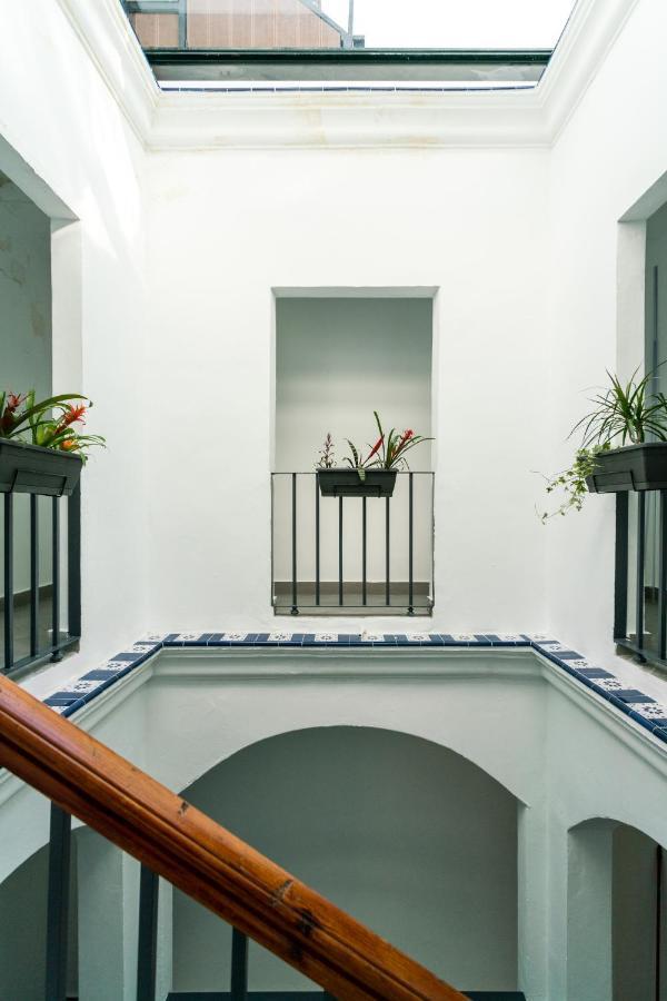 Vakantiehuis Unique House - Private Spa&pool -stayinseville